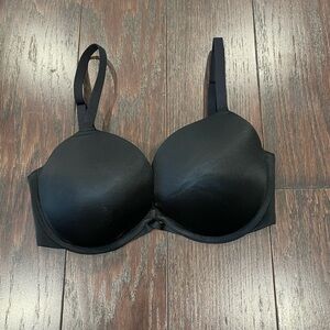 Wacoal Bra 32DD Black Smooth Padded Underwire Adjustable Clasp Back
